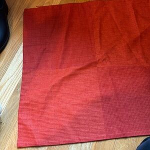 H&M excellent condition cotton grid pillowcase 20x20
